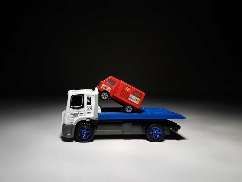 Illustration for article titled Makeitfit Monday: some sorta Tomica Capsule truck